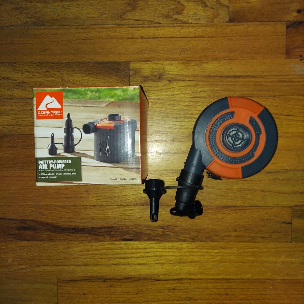 INFLATABLE BED & PUMP BUNDLE NEW OZARK TRAIL TWIN BED & BATTERY POWERED AIR PUMP - Picture 12 of 15